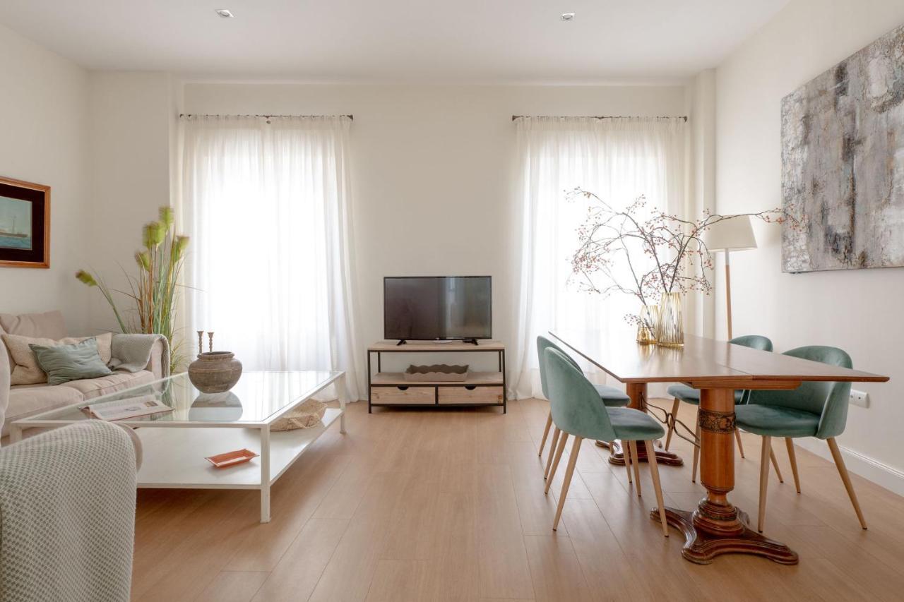 Plaza Nueva 2 Bedrooms & 2 Bathrooms Seville Exterior photo